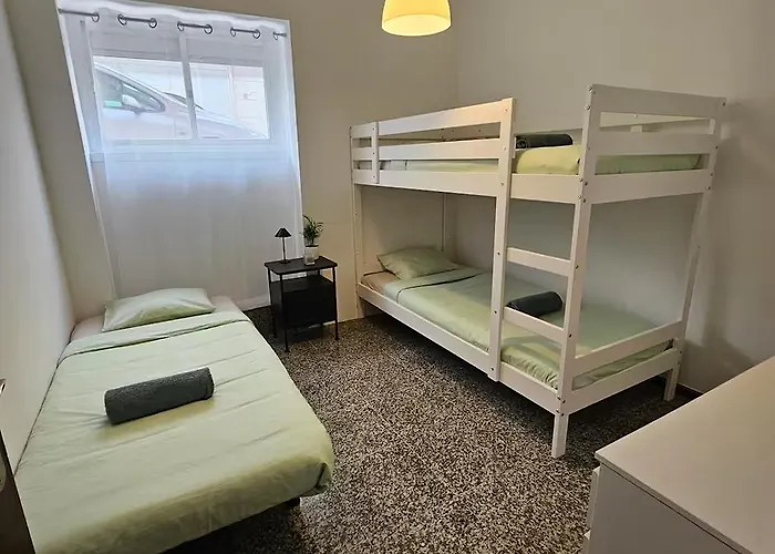 Quarto em Acomodações Particulares Guest Close Airport